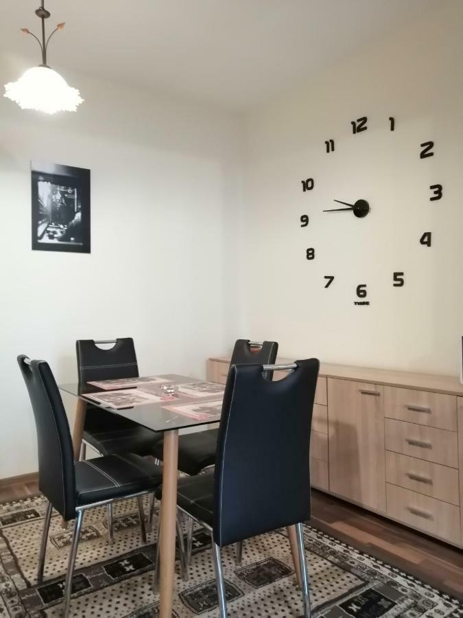 Central Academic Apartment 소피아 외부 사진